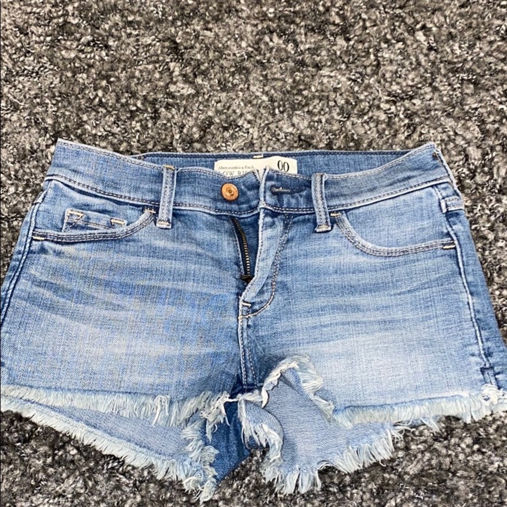 Abercrombie & Fitch low rise